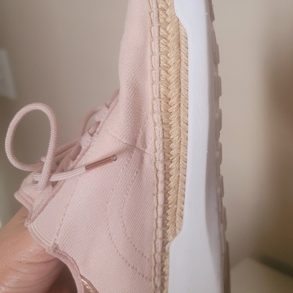 Michael Kors lace up Canvas shoes - Picture 4 of 6